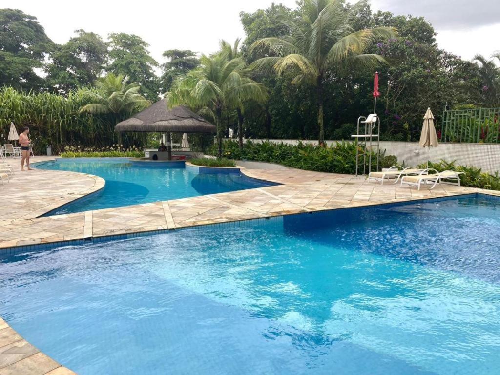 Flat Barra Com Piscina - 19072 *